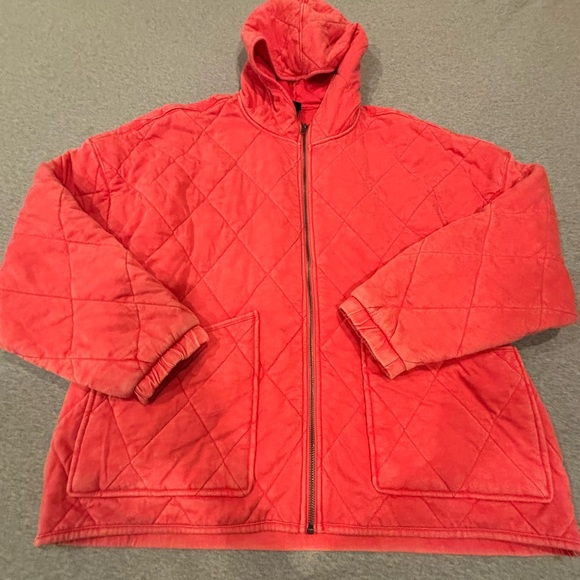 Target Wild Fable Red Sweatshirt - Picture 2 of 4